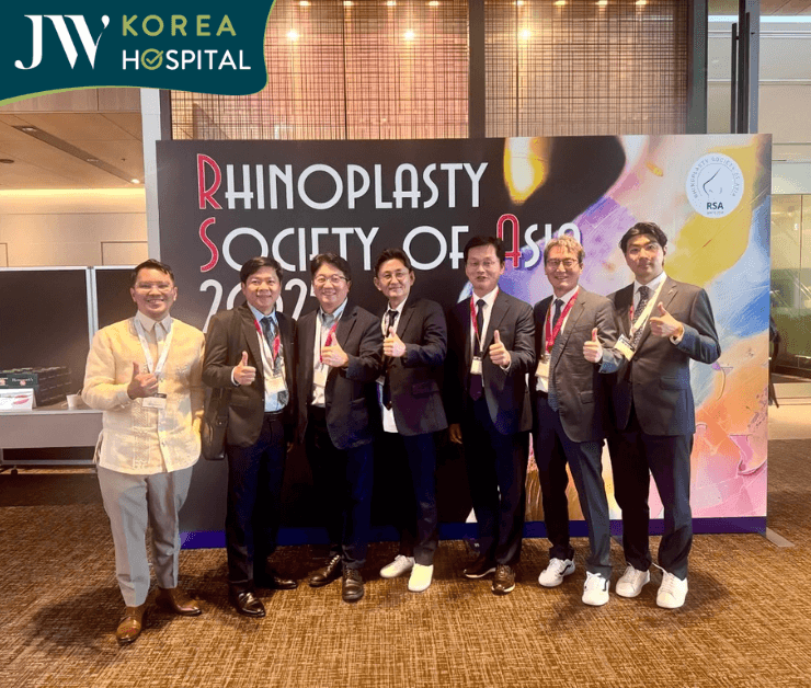 bác sĩ tú dung cùng các chuyên gia thế giới