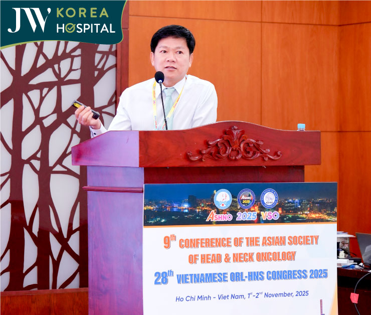 Bác sĩ tham gia và thuyết giảng tại Hội nghị Đầu-Mặt-Cổ ASHNO 2025