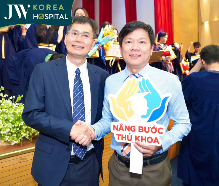 ts.bs nguyễn phan tú dung dung và ông lý thành tâm