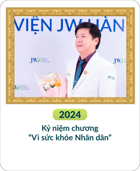 Hình ảnh thành cột mốc thành tựu nổi bật của Bác sĩ Nguyễn Phan Tú Dung