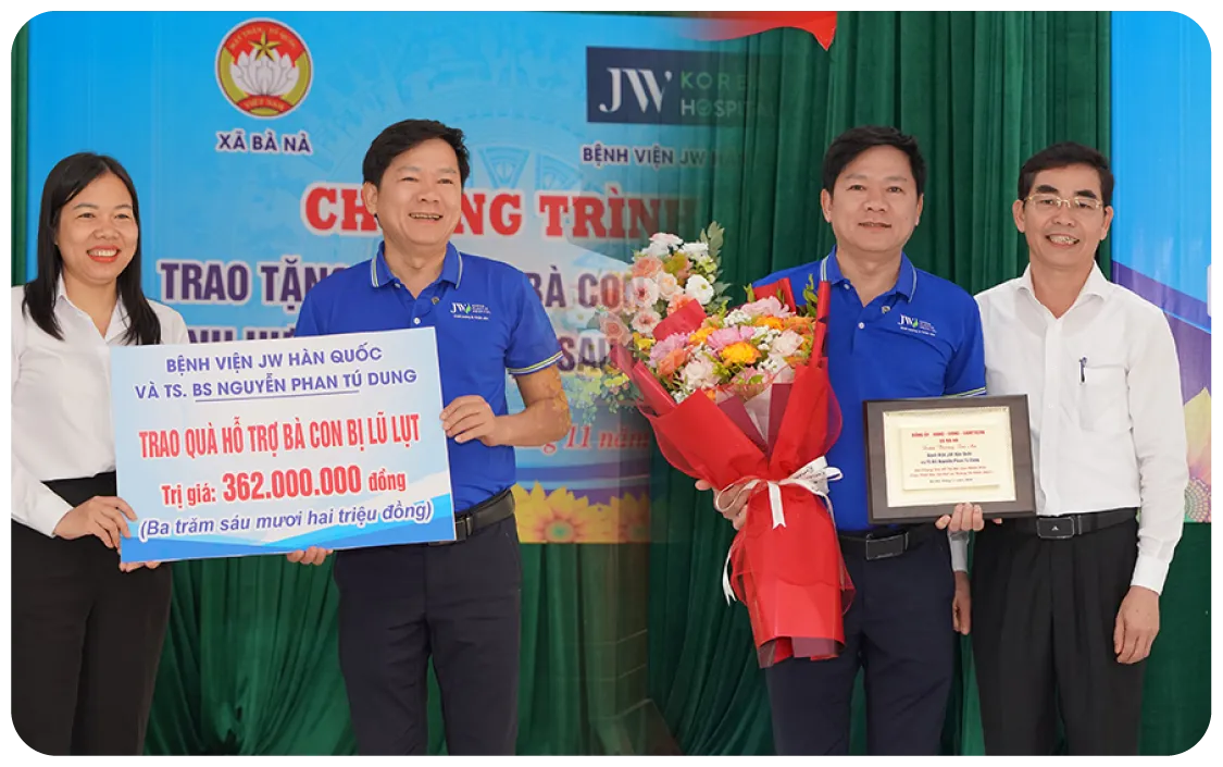Hình ảnh các hoạt động xã hội của Bác sĩ Nguyễn Phan Tú Dung