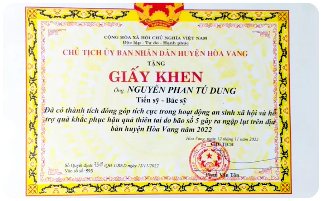 Hình ảnh các hoạt động xã hội của Bác sĩ Nguyễn Phan Tú Dung