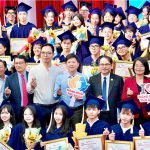 Bác sĩ Tú Dung tiếp sức trí tuệ Việt tại “Nâng bước thủ khoa 2025”